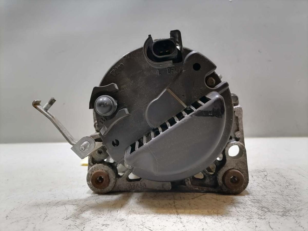 Skoda Fabia 2 5J original Lichtmaschine Generator 1,2 51KW Bj.2008